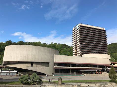 Hotel Thermal Karlovy Vary brutalistní architektura