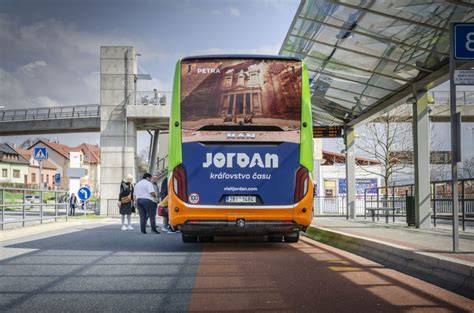 Reklama na autobusu FlixBus