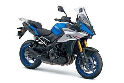 Suzuki GSX-S1000GX na silnici