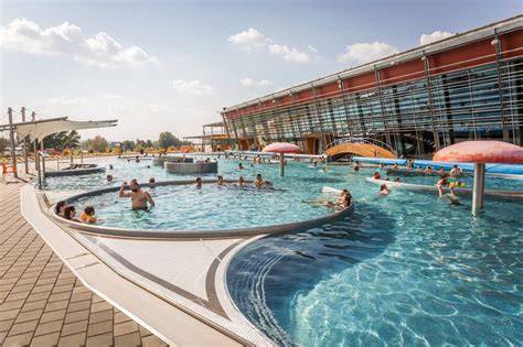 Aqualand Moravia termální bazény Pálava