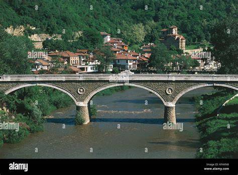 Veliko Tarnovo a řeka Jantra