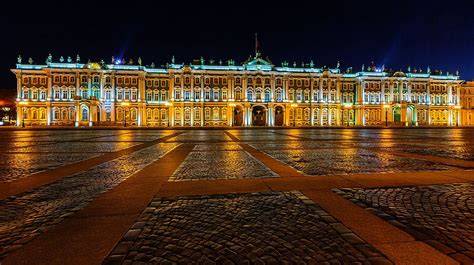 Ermitáž a Zimní palác v Petrohradu