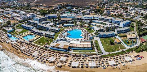 Hotel Mitsis Rinela Beach u písečné pláže