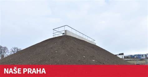 Vyhlídkový val Hostivice u runway