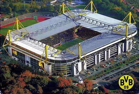Signal Iduna Park Dortmund fotbalový stadion