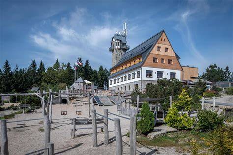 Rozhledna Královka a panorama Jizerek