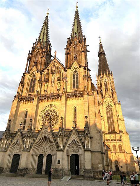 Vyhlídka z jižní věže katedrály Olomouc
