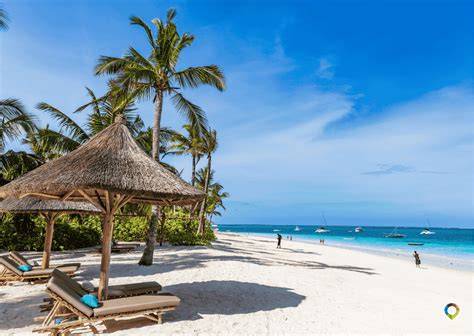 Pláž Kendwa Zanzibar odliv