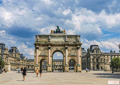 Arc du Carrousel a Louvre z Tuilerií