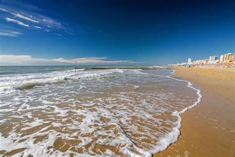 Písečná pláž Jesolo Jaderské moře