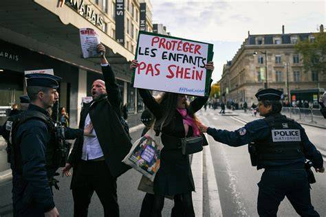 Pařížské protesty a blokáda dopravy