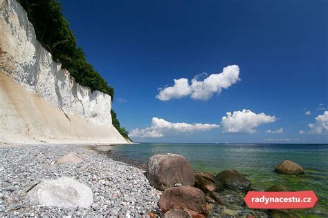 Rujána: křídové útesy a písečné pláže