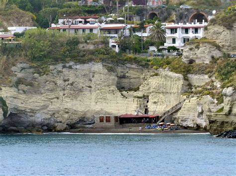 Cava Grado pláž u Sant'Angela Ischia