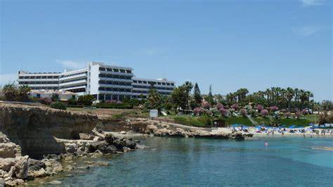 hotel Cavo Maris u pláže Protaras