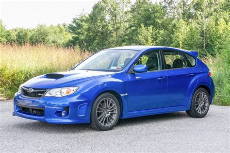 Subaru Impreza hatchback zavazadlový prostor
