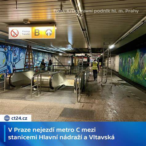 Bezkontaktní terminál ve stanici Vltavská
