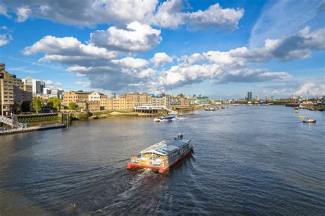 Trasa plavby po Temži Westminster Tower Bridge