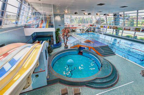 Aquapark tobogán krytý bazén