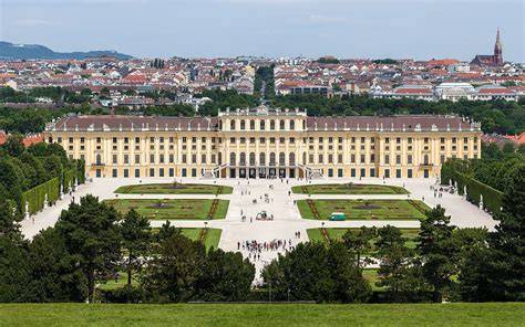 Vídeň Schönbrunn Prátr historické centrum