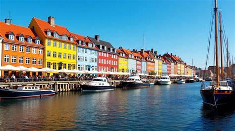 barevné domy přístavu Nyhavn